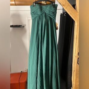 NWT Beautiful formal dress